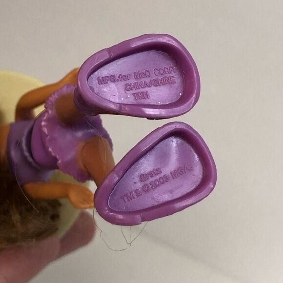 bratz yasmin fashion doll mcdonald’s 4 inch happy meal mini toy purple d… - Picture 8 of 8